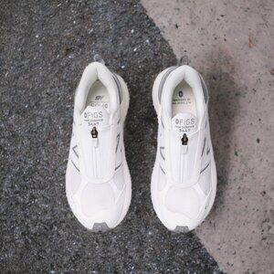FIGS | New Balance 3447 Zip